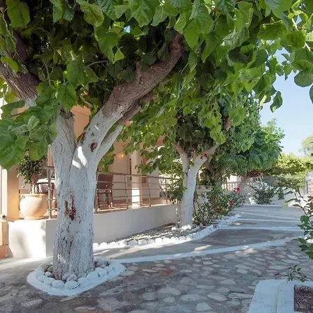 Seaside Paradiso - Steps From The