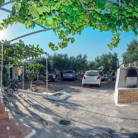 Apartment Seaside Paradiso - Steps From The