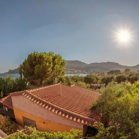 Seaside Paradiso - Steps From The